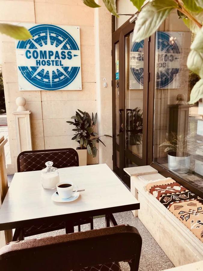 Хостел Compass Бишкек Экстерьер фото
